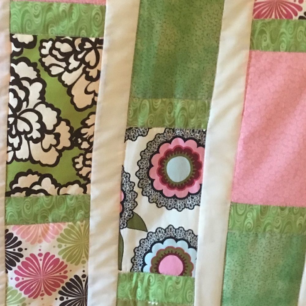Handmade Quilt   - Picture 10 of 16